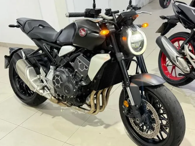 HONDA CB 1000R 2024
