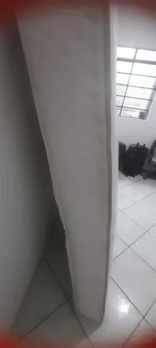 colchão Super King (2,05 metros por 1,90 metro)