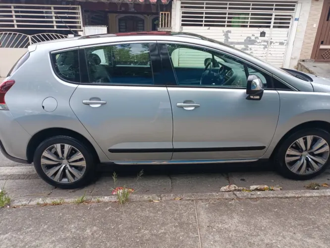 Peugeot 3008 Griffe 1.6 Turbo 16V 5P Aut. 2015