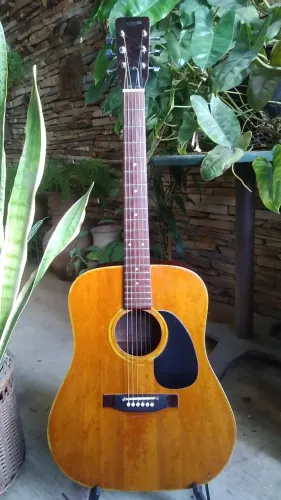 Violão folk Emperador Lawsuit