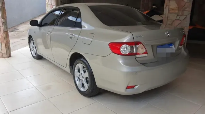 Toyota Corolla XEI 2.0 Flex 16V Aut. 2012