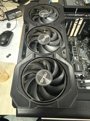 RTX 4060 8GB ASUS