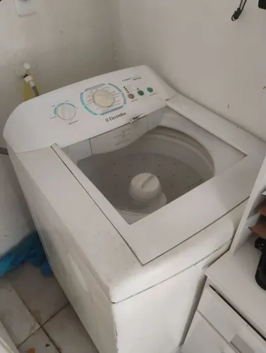 Máquina de lavar com defeito 