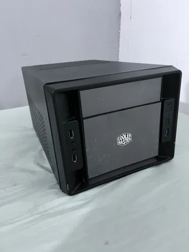 Gabinete ITX Cooler Master Elite 120 Advanced 