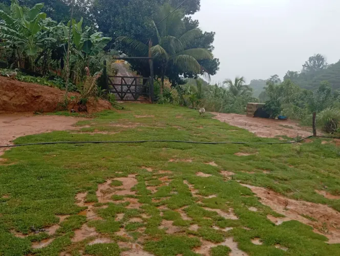 Vendo chácara há 10 min fundão 