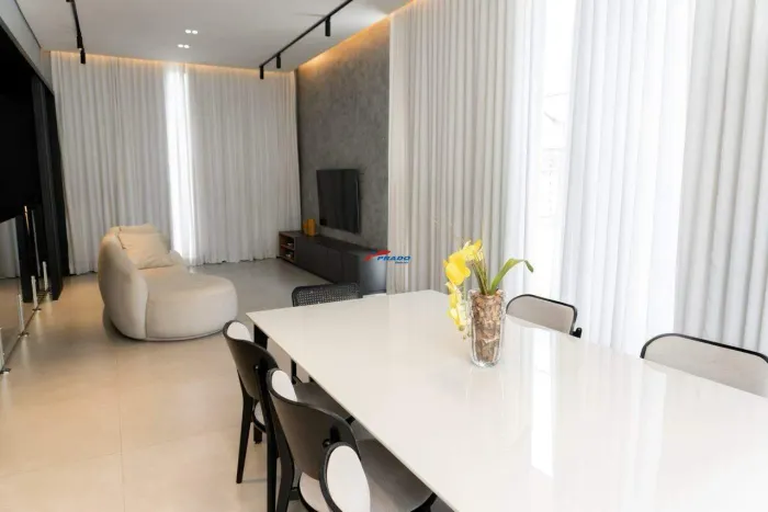 Casa à venda, 5 quartos, 2 suítes, 4 vagas, Nova Granada - Belo Horizonte/MG