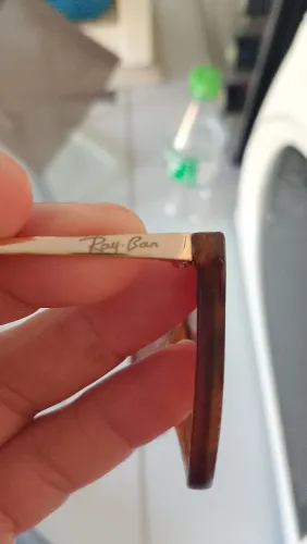 Tenho esse óculos Ray Ban original feminino baixei o valor 