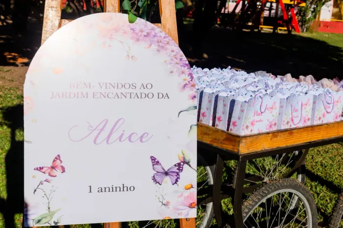 Placa Jardim Encantado