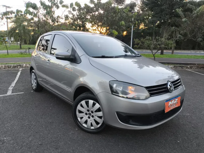 Volkswagen Fox Route 1.0 MI Total Flex 8V 5P 2013