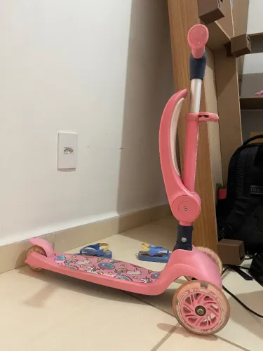 Patinete menina