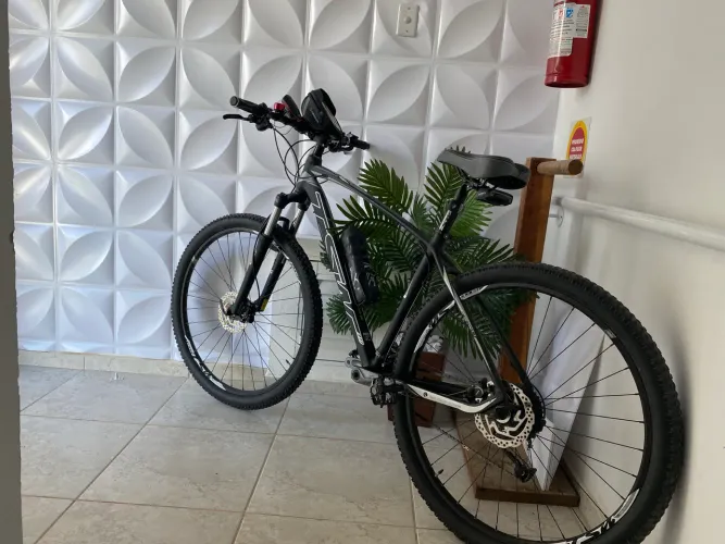 Bicicleta TSW JUMP aro 29 com 27 velocidades novinha 