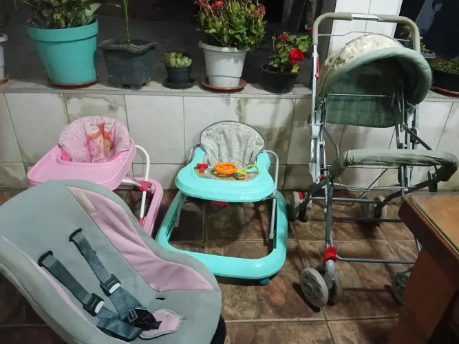 Kit bebê super conservado urgente