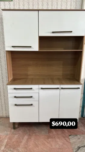 Armário novo com avaria