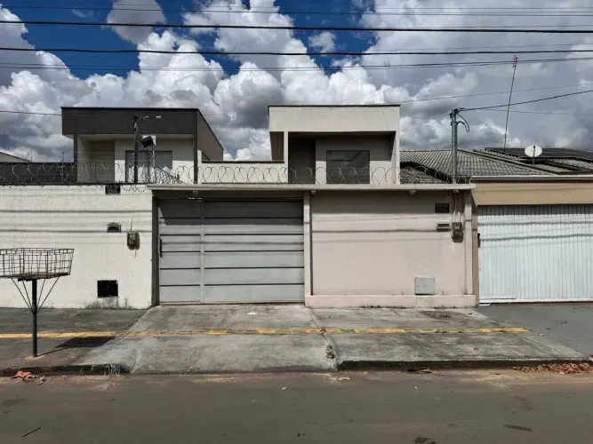 LOUCURA BAIXOU!CASA 3Q1S,3VAGAS,PÉ D 4,5,PISCINA,AREA GOURMAT,FINCIA.90%MCMV