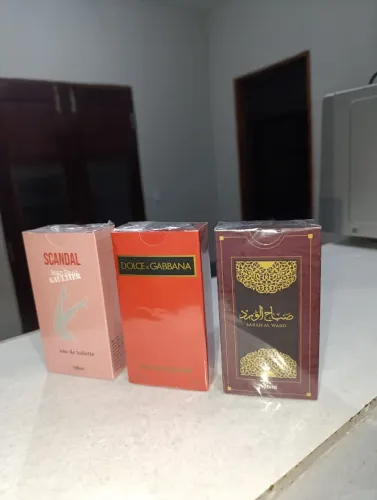Combo 3 perfumes femininos importados por apenas 90,00 os três !