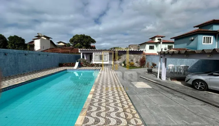 Casa com 600m² à venda em Rio das Ostras com 3 quartos, piscina e sauna!
