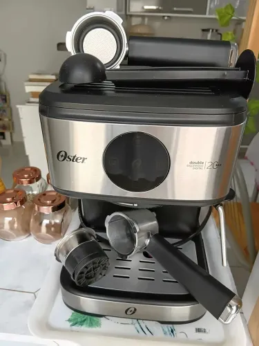 Cafeteira expresso Oster