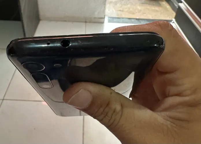 Moto G8 power