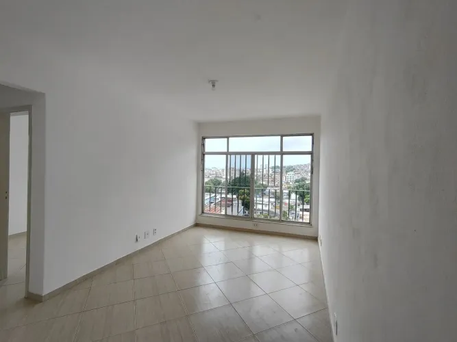 Apartamento 3 Quartos, Frente de rua, vista ampla e sol da manhã 
