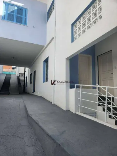 Casa Comercial ou Residencial com 3 casas no mesmo terreno para alugar, 290 m² por R$ 8.99