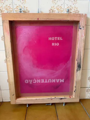 Tela esticada silk screen