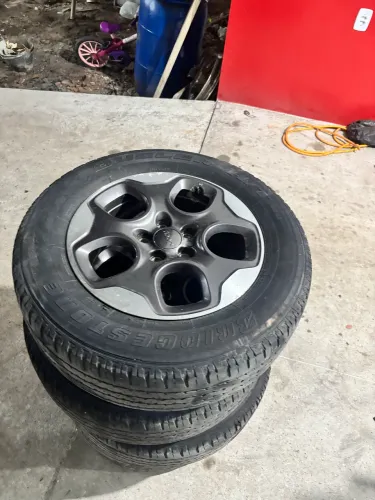 Rodas Jeep Renegasse