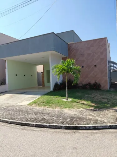 OPORTUNIDADE DE *CASA NO CONDOMÍNIO MAJESTIC NOVA YORK*
