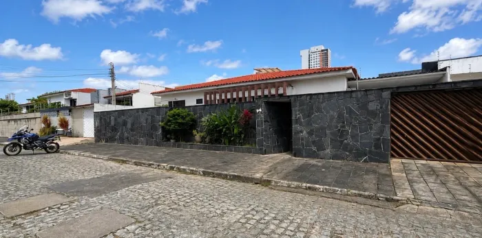 Alugo casa caruaru Mauricio de Nassua