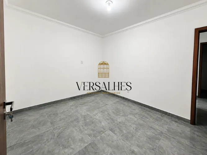 Casa para alugar com 02 quartos, 02 banheiros, 02 vagas de garagem, 80 m² - Bairro Dom Sil