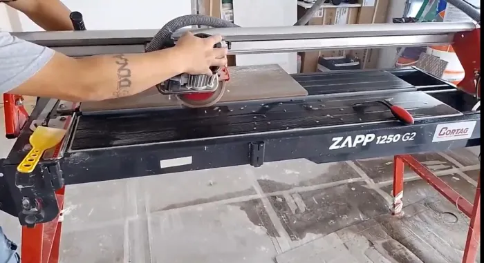 Máquina Cortar piso Cortag 1250 elétrica