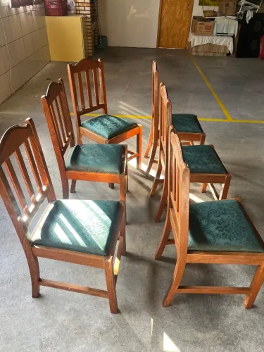 Vende-se cadeiras de cerejeira