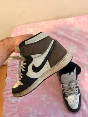 Jordan 1 high moca (rep premium)
