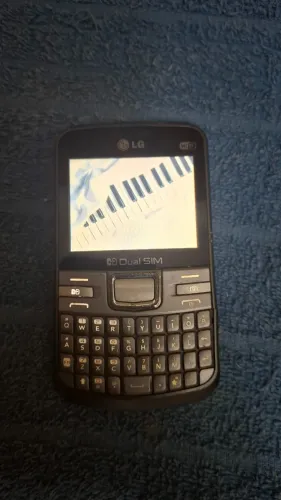 Celular LG C199 dual sim