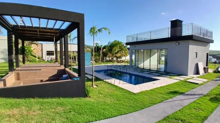 Casa maravilhosa 3 suítes à venda, 280 m² por R$ 2.490.000 - Rodovia - Sertanópolis/PR