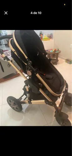 Carrinho de bebê hiper forte, rodas até para andar em areia, ele vira desde um Moisés !