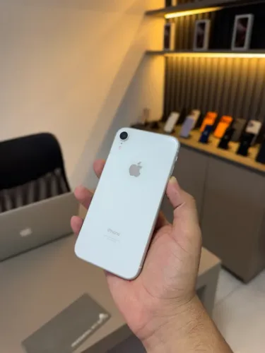 IPHONE XR 60 GIGAS DESBLOQUEIO FACIAL PAROU