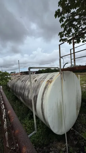 VENDO TANQUES DE COMBUSTÍVEL AÉREOS 