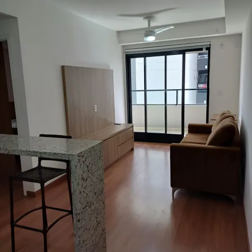 Alugo Apartamento 1 dormitório.