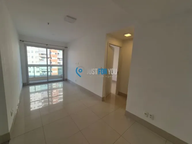 Apartamento com 2 dormitórios para alugar, 77 m² por R$ 4.916,20/mês - Barra da Tijuca - R