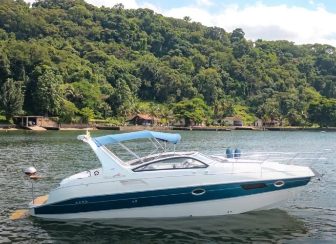Lancha Real 325 - 2014 Diesel
