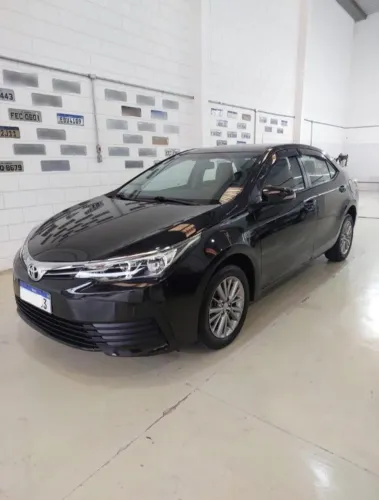 VENDO COROLLA 1.8 2017/2018