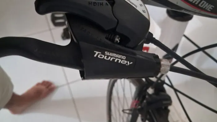 bicicleta speed REEBOK GTS, em alumínio,Passadores SHIMANO. 1500 pra vender hoje. 