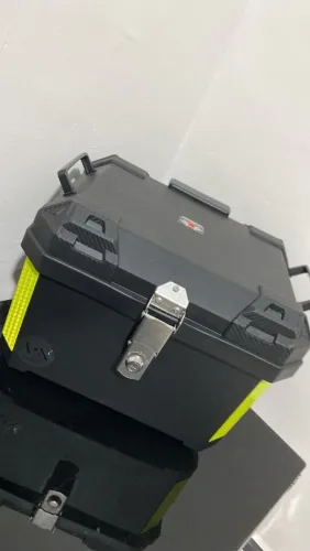 Vende-se Baú 45L