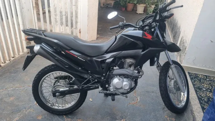 HONDA/NXR 160 BROS, super conservada, sem detalhes, particular.