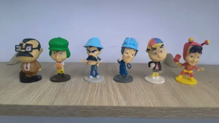 Coleção do Chaves Bob's Chaves, Kiko, Seu Madruga, Dona Clotilde, Seu Barriga e Chapolin