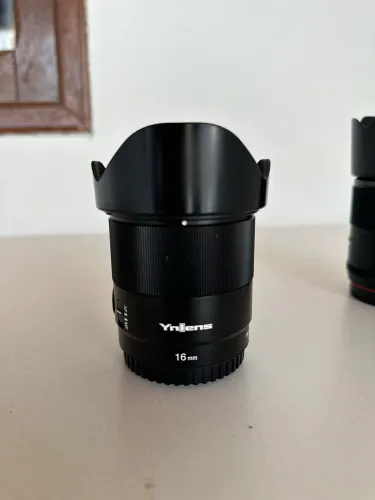 Lente Youngnuo YN 16mm F 1.8 para Sony APSC
