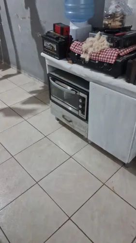 Vendo armário de aço