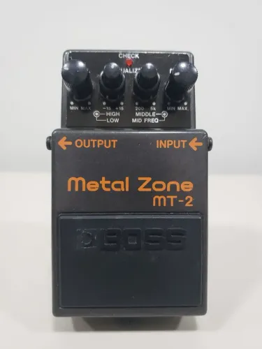 Pedal Distorção para Guitarra MT-2 Metal Zone Boss (aceito trocas)