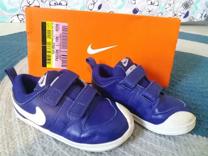 Tênis Nike pico 5 infantil original usado 
