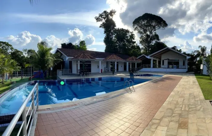 Casa Reserva das Flores 4 quartos sendo 2suites, 275m² 100% mobiliada